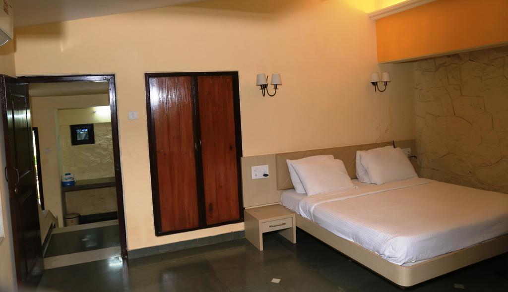 Panoramic Resort Panvel Karnāla Екстериор снимка